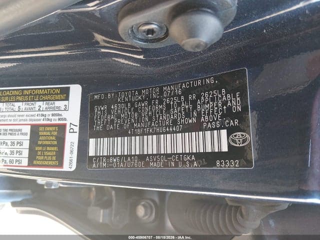 2017 TOYOTA CAMRY XLE 9