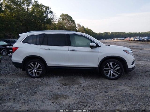 2017 HONDA PILOT TOURING 13