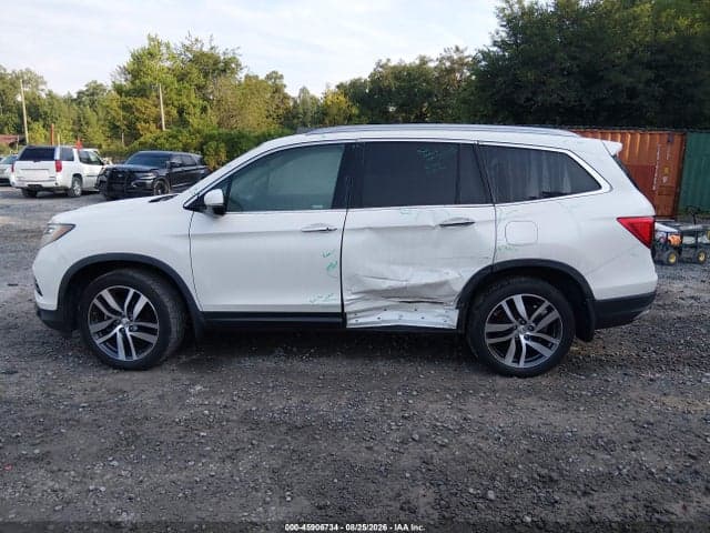 2017 HONDA PILOT TOURING 14
