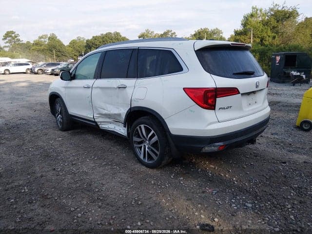 2017 HONDA PILOT TOURING 3