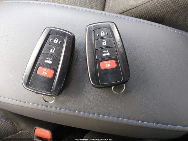 2021 TOYOTA COROLLA SE 11