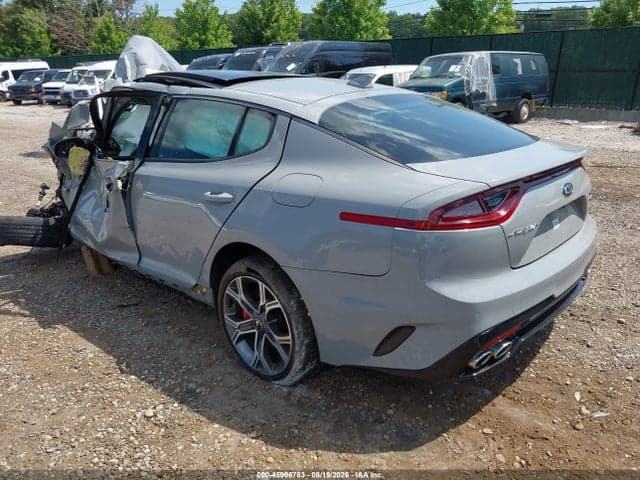 2019 KIA STINGER GT2 3
