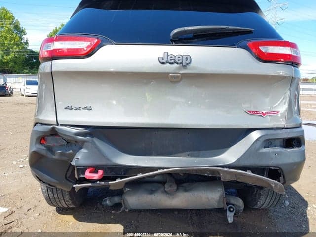 2017 JEEP CHEROKEE TRAILHAWK 6