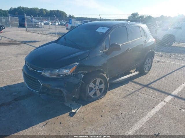 2021 CHEVROLET TRAX AWD LS 2