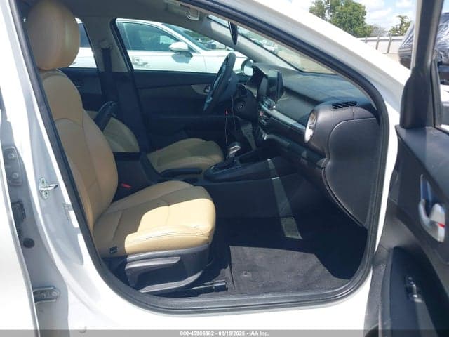 2021 KIA FORTE FE 5