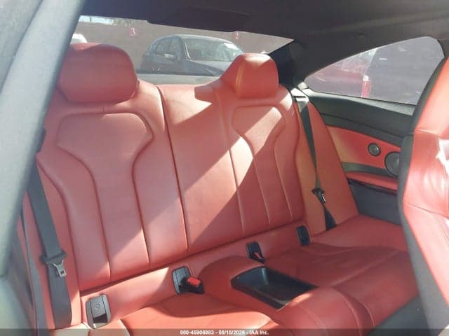2017 BMW M4 8