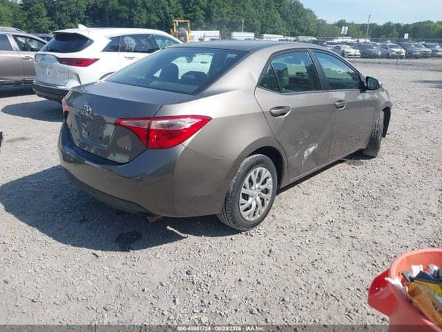 2019 TOYOTA COROLLA LE 4
