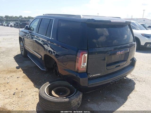 2017 GMC YUKON SLT 3