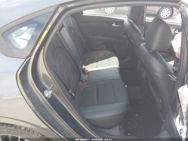 2024 KIA FORTE GT-LINE 8
