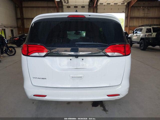 2023 CHRYSLER VOYAGER LX 16