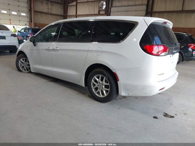 2023 CHRYSLER VOYAGER LX 3