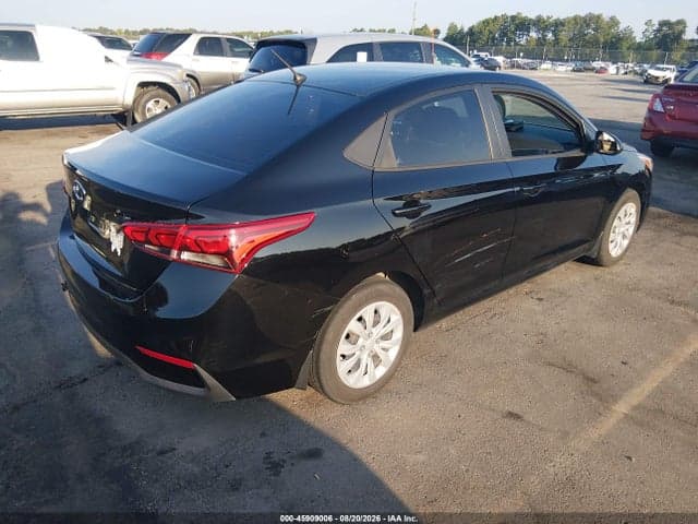2022 HYUNDAI ACCENT SE 4