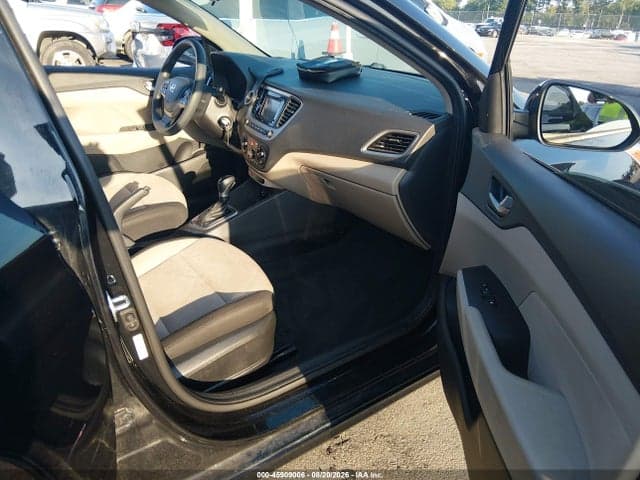 2022 HYUNDAI ACCENT SE 5