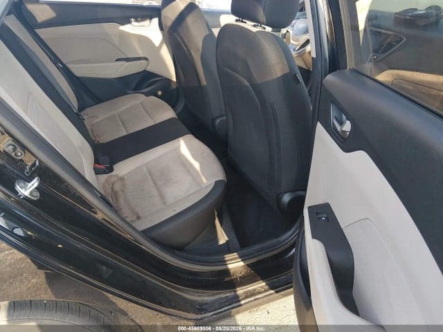 2022 HYUNDAI ACCENT SE 8