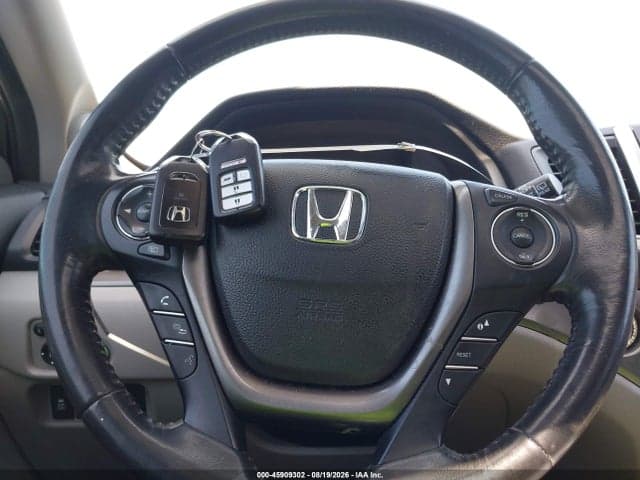 2017 HONDA PILOT EX-L 11