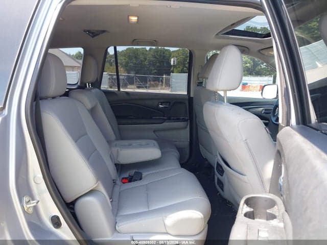 2017 HONDA PILOT EX-L 8