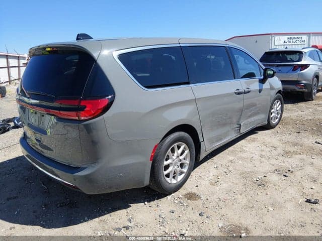 2025 CHRYSLER PACIFICA SELECT 4