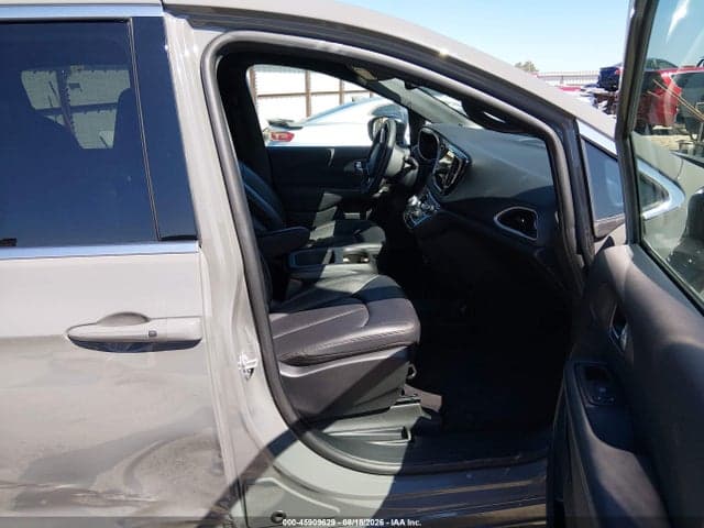2025 CHRYSLER PACIFICA SELECT 5