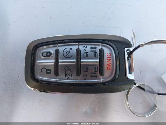 2025 CHRYSLER PACIFICA SELECT 11
