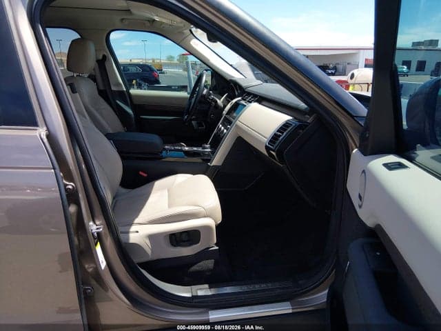 2017 LAND ROVER DISCOVERY HSE 5