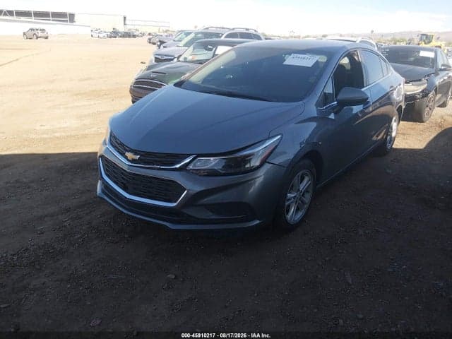 2018 CHEVROLET CRUZE LT AUTO 2