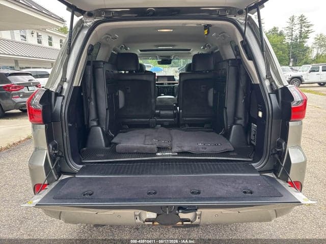 2018 LEXUS LX 570 THREE-ROW 6