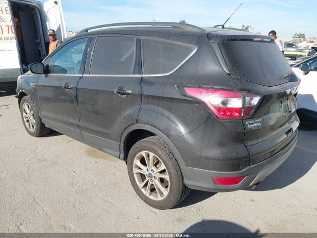 2017 FORD ESCAPE SE 3