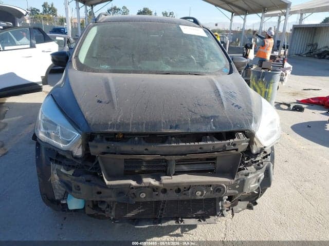 2017 FORD ESCAPE SE 6