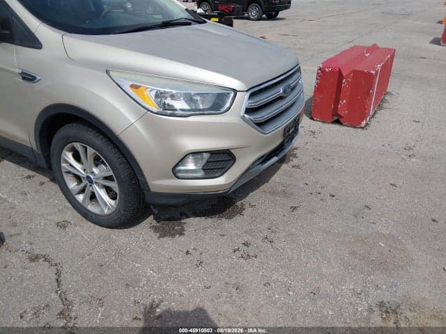 2017 FORD ESCAPE SE 12