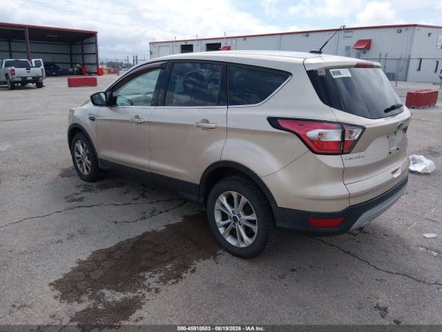 2017 FORD ESCAPE SE 3