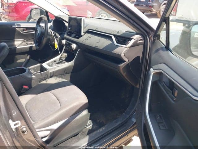 2023 TOYOTA RAV4 LE 5