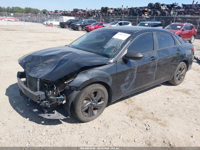 2021 HYUNDAI ELANTRA SEL 2