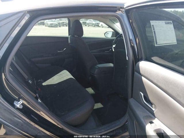 2021 HYUNDAI ELANTRA SEL 8