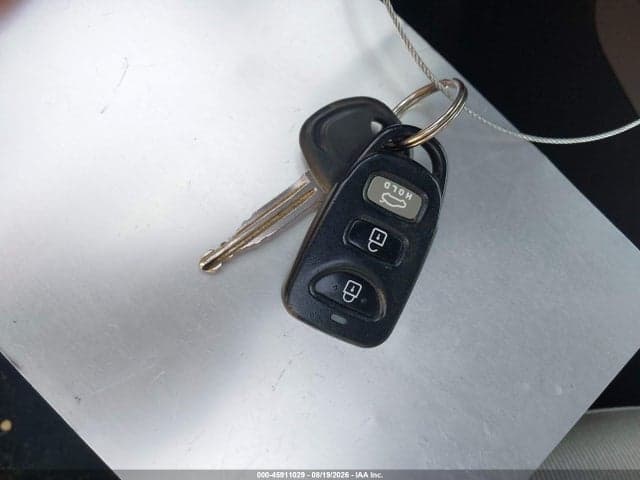 2017 HYUNDAI ELANTRA SE 11