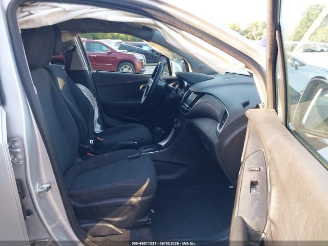 2020 CHEVROLET TRAX AWD LS 5