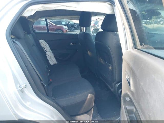 2020 CHEVROLET TRAX AWD LS 8