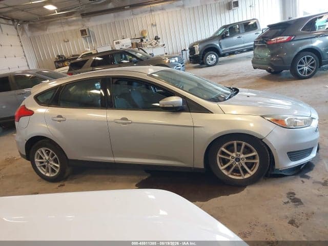 2017 FORD FOCUS SE 13