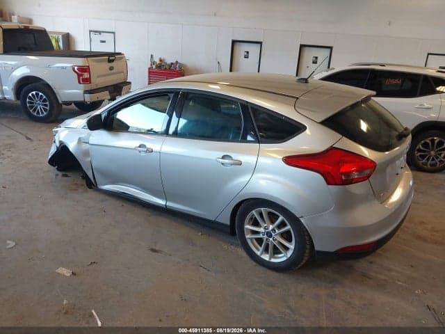 2017 FORD FOCUS SE 3