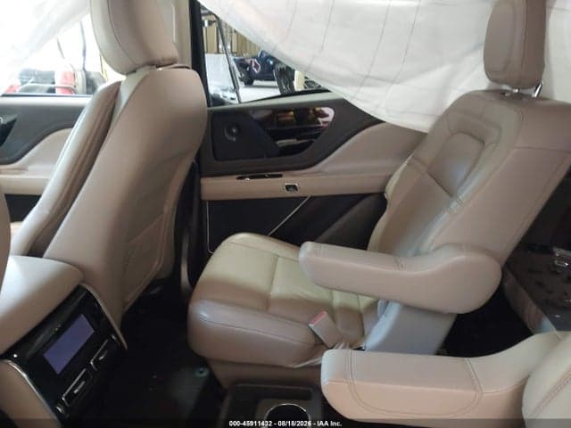 2021 LINCOLN AVIATOR RESERVE 8