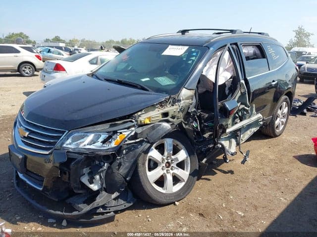 2017 CHEVROLET TRAVERSE LT 2
