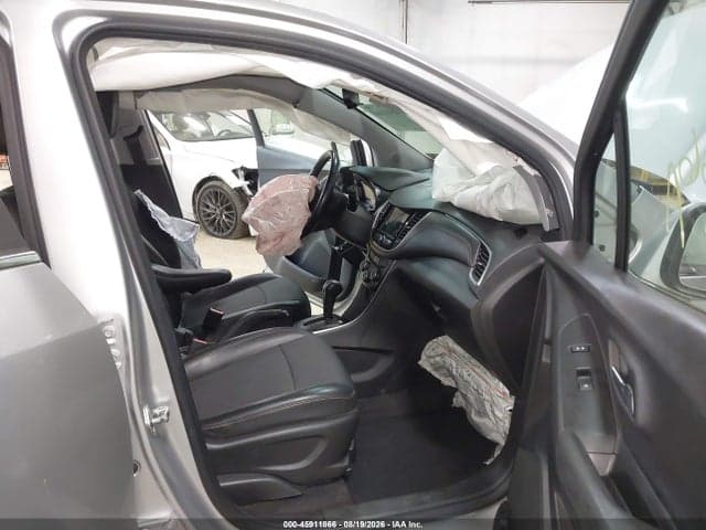 2018 CHEVROLET TRAX LT 5