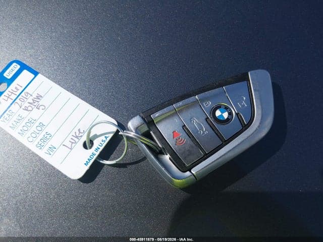 2019 BMW 530I 11