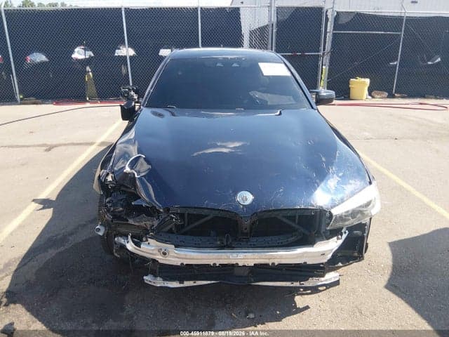 2019 BMW 530I 12