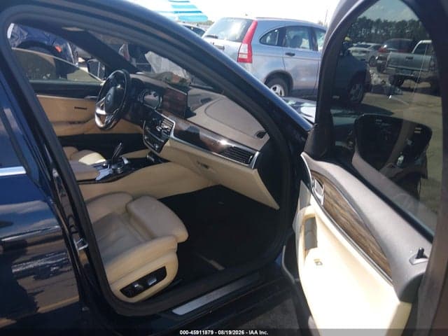 2019 BMW 530I 5