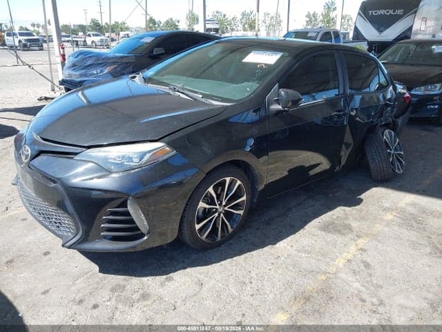 2018 TOYOTA COROLLA SE 2