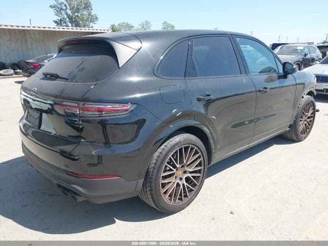 2023 PORSCHE CAYENNE PLATINUM EDITION 4