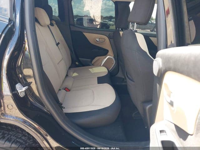 2017 JEEP RENEGADE LATITUDE 8