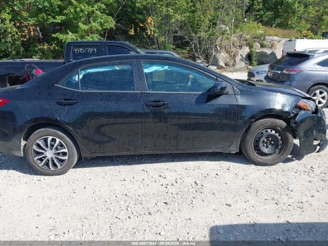 2018 TOYOTA COROLLA LE 13