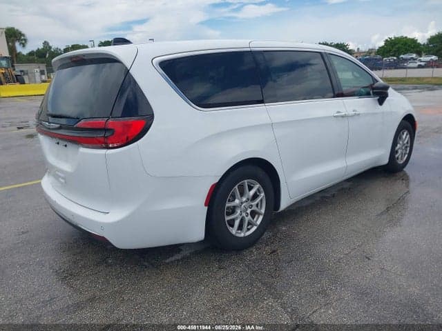 2024 CHRYSLER PACIFICA TOURING L 4