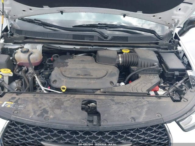 2024 CHRYSLER PACIFICA TOURING L 10